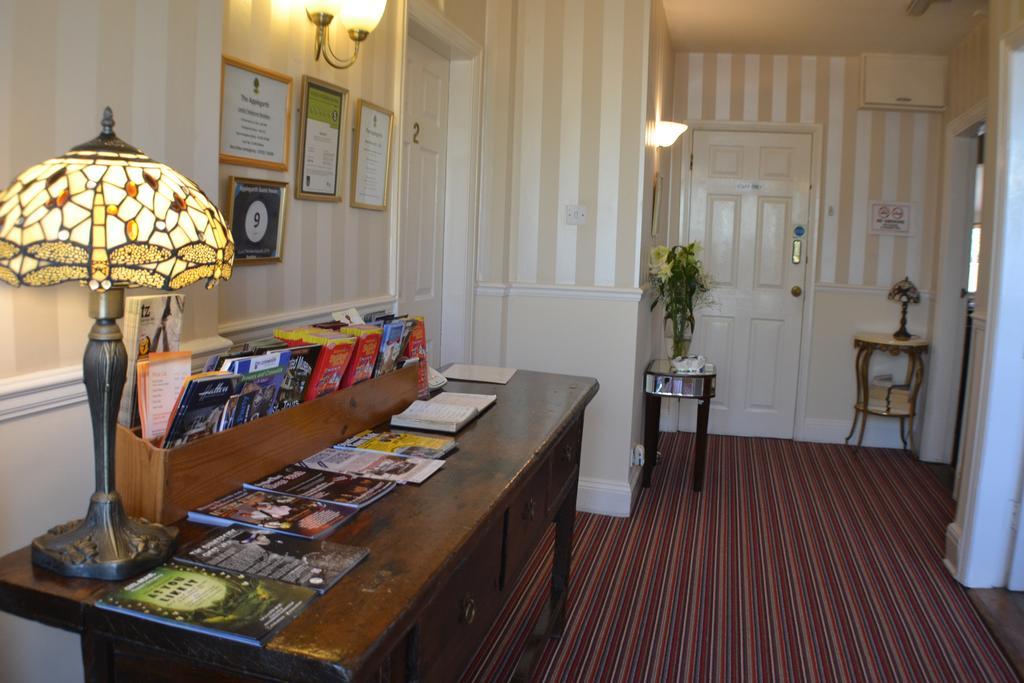 Applegarth Guest House Stratford-upon-Avon Exterior foto